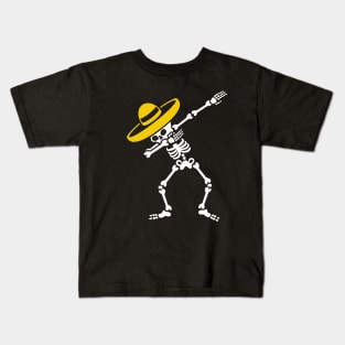 Dab Dabbing skeleton Sombrero Mexico Día de los Muertos Mexican Kids T-Shirt